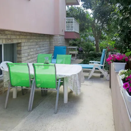 Catarina-2 By Interhome *